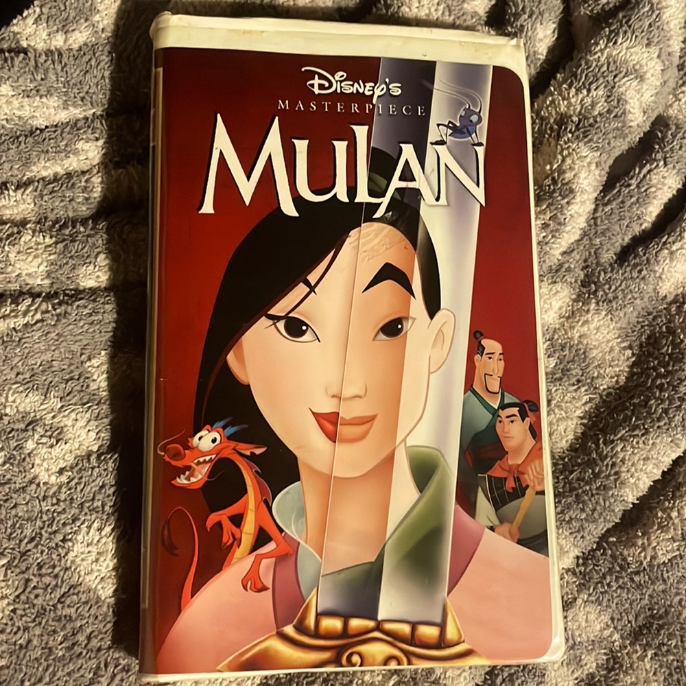 Disney mulan vhs preowned